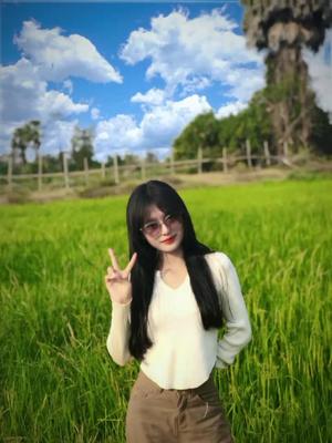 មនុស្សដូចគ្នាសោះ