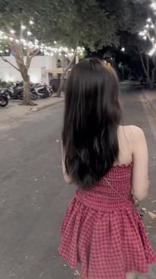 YÊU AI CŨNG SAI