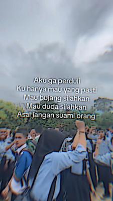 AKU GAK PERDULI