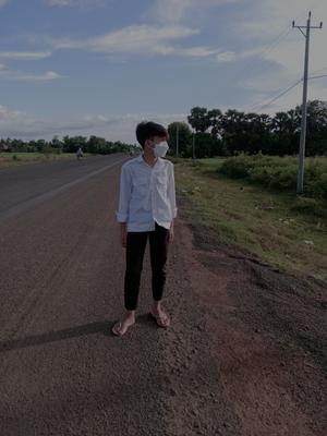 សាប់ក្តមួយស្មី
