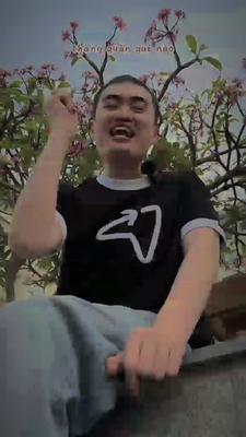 Tỉnh táo lên cô gái
