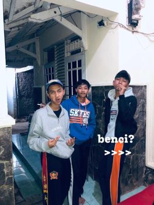 teks bisa di geser