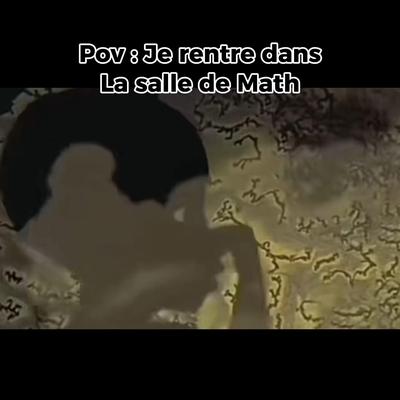 Pov : La classe pue
