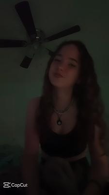 She’s so pretty ahHh